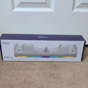 TILT Quest 3 Headset & Controllers Charging Dock - White